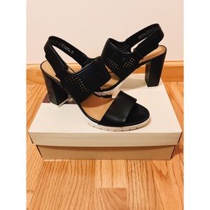Clarks- Pastina Malory Heels